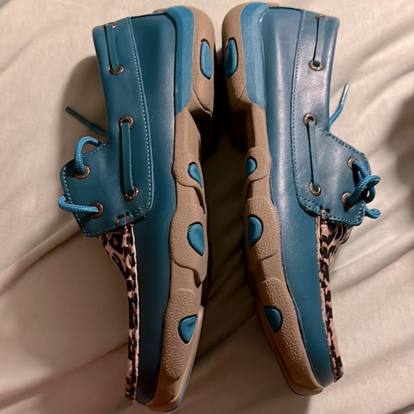 New Twisted X women’s driving Mocs 8 1/2 - Picture 8 of 11